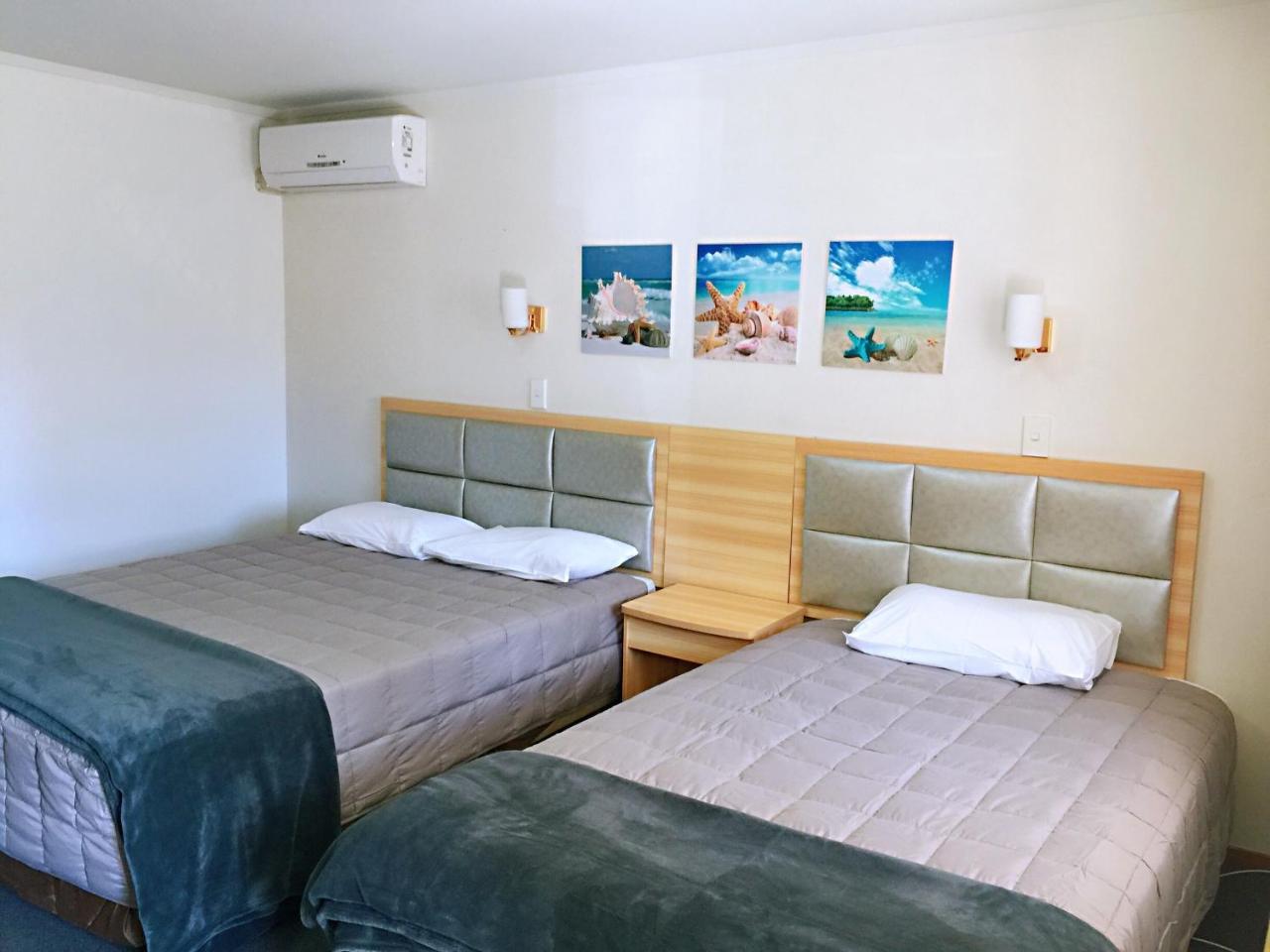 Grosvenor Motel Хамилтън Екстериор снимка